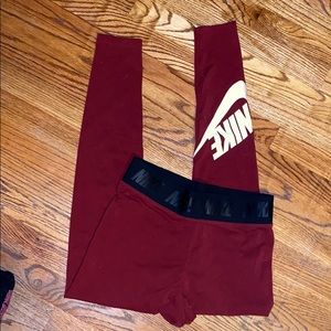 Maroon Nike Leggings, M